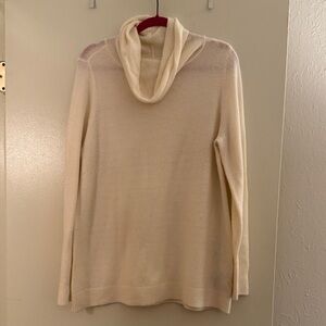 Old Navy Cream Cowl Turtleneck Women's Sweater